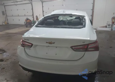 2021 Chevrolet Malibu Fwd Lt из США, поврежденный, VIN 1G1ZD5ST0MF028201